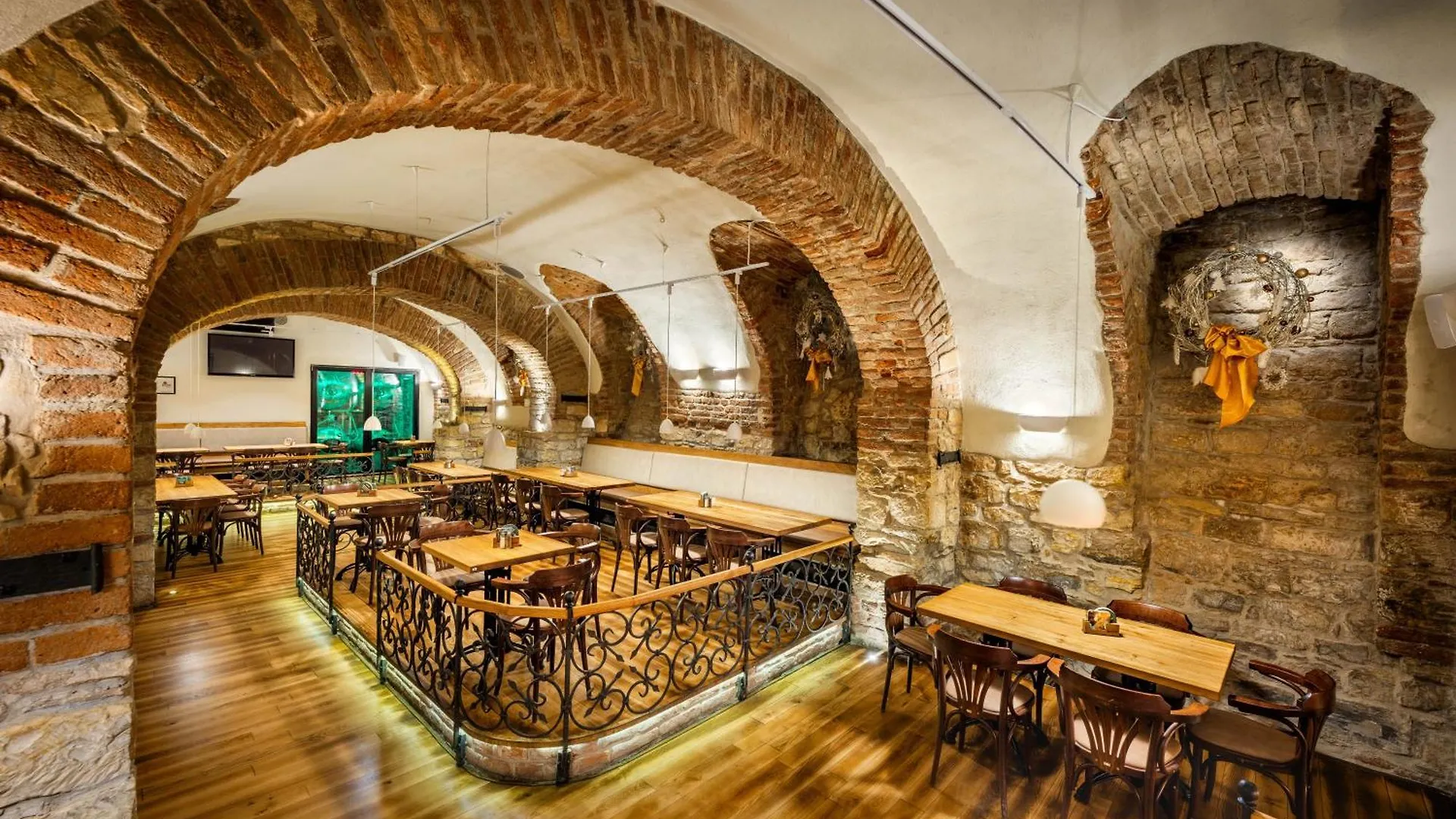 Martin Hotel Prague 4*,