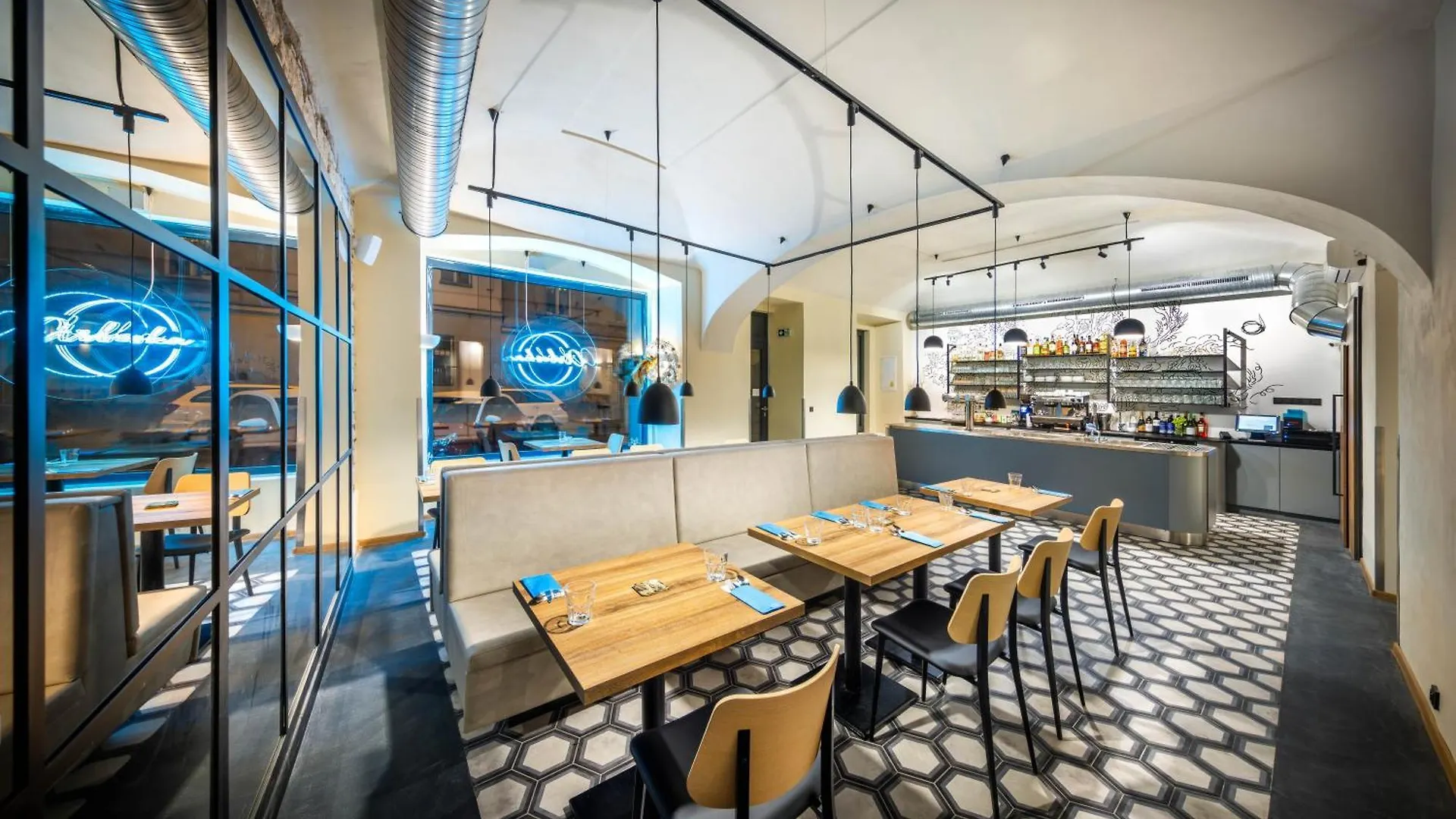 ****  Martin Hotel Prag Tjeckien